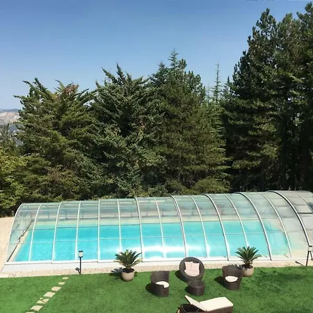 Giovannozzi - Swimming Pool & Tennis Court Vila